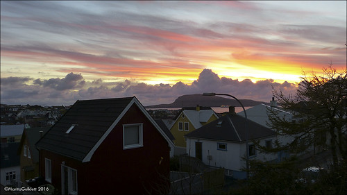 føroyar færøerne faroeislands tórshavn streymoy panasoniclumixdmcfz150 maritagulklett sólarris sunrise
