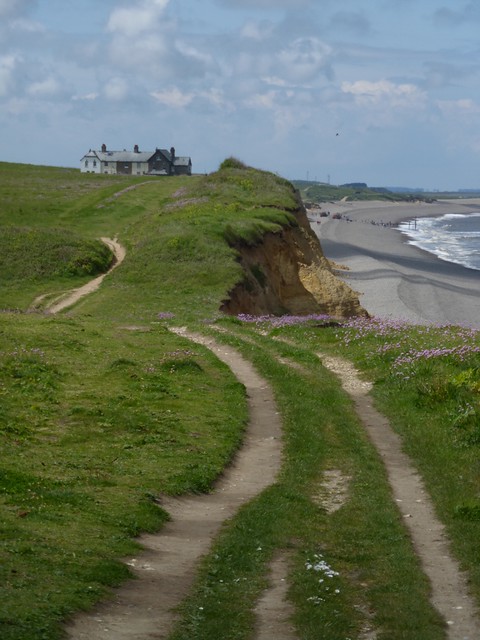 23 Cliff path near Weybourne 