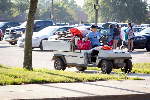 New Student Move-In Day 2014