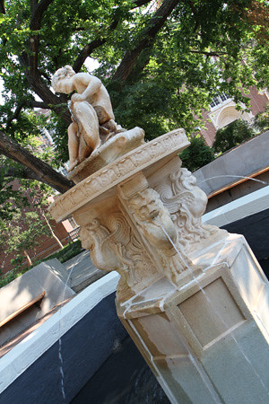 Patricio Gimeno Fountain