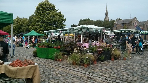 Wapping Market | by Thush