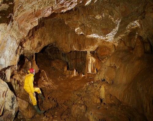 Grotte de Saint Vit, Doubs by Guy Decreuse 25, saint karst speleo grotte doubs vit concrétion