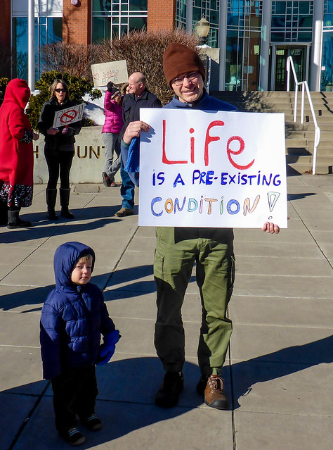 Protestors rally against ACA repeal in downtown Klamath Falls, Oregon