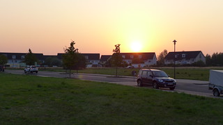 Sonnenuntergang beim Ragower Neubaugebiet