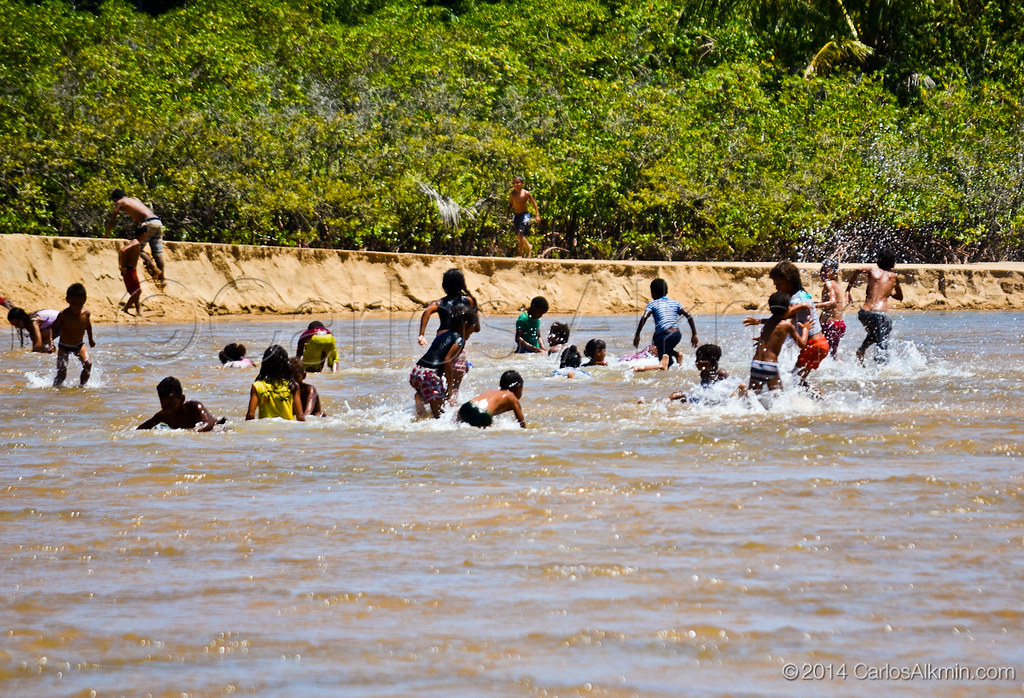 Children at Guaiú River - Santa Cruz Cabrália - Bahia - Brasil