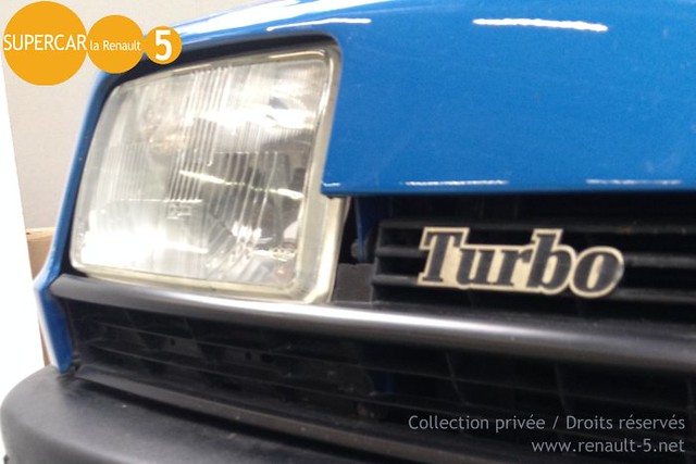 Renault 5 Alpine Turbo bleue Automedon 2014