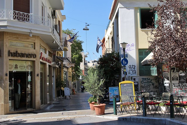 athens-streets-cafes
