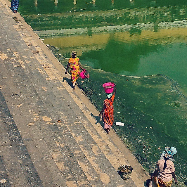 #workers #kund #Kamaakshi #temple #art #architecture #space #lifestyle #culture #hinduism #travel #igers #pink