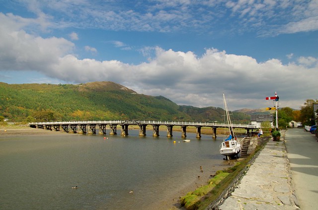 IMGP0048 Penmaenpool Bridge, Mawddach Valley, Gwynedd September 2014