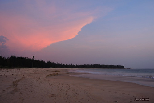 sunset beach sumatra indonesia aceh nuages plage coucherdesoleil lhoknga