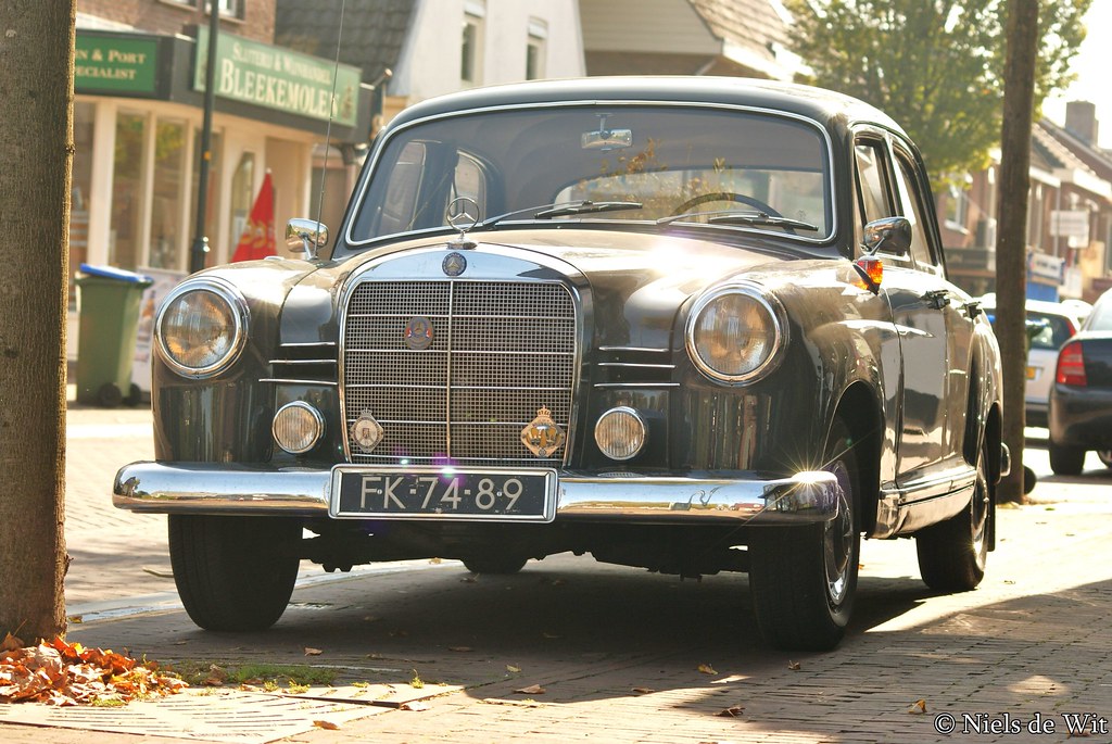 Image of 1961 Mercedes-Benz 180