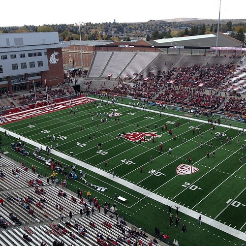 Martin Stadium starting to fill! It's a sold-out game @wsupullman. #WSU #GoCougs #WSUDadsWeekend