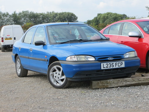 1993 Ford Mondeo 1.8 LX So good I photographed it twice