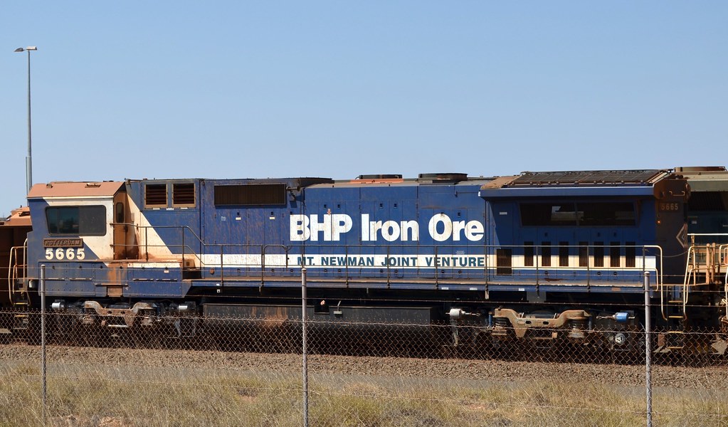 Bhp Train Rake BHP BILLITON RAIL | ONE OF THE OLD LADIES OF THE FLEET 5665 … | Flickr