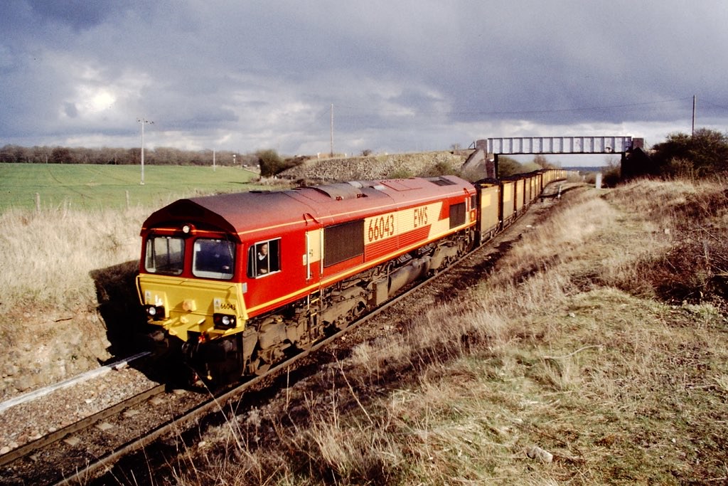 66043 Shirebrook 26 Mar 00 | The Cawoods coal train from Cli… | Flickr