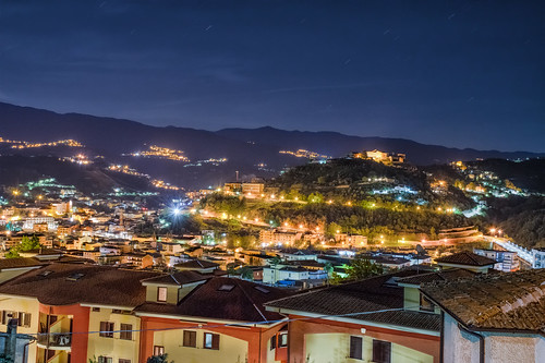 cosenza calabria italy italia city oldcity lights night exposure southitaly centrostorico stars starry stelle buildings moonlight longexposure lungaesposizione città streets panorama panoramic view