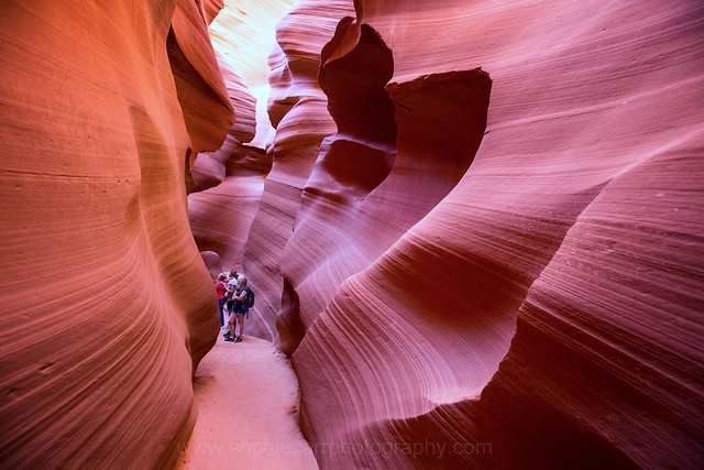 People in Lower Antelope Canyon