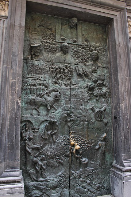 cathedral-door
