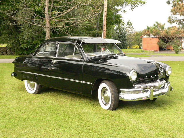 1950 Meteor Custom 2-Door Sedan