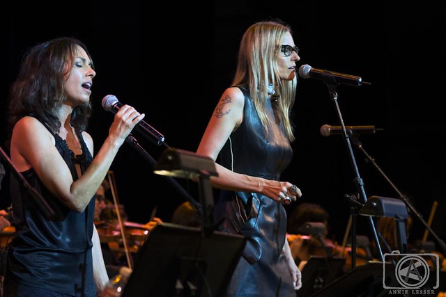 Aimee Mann and Susanna Hoffs_Big Star_Wilshire Ebell Theater_Sept 27 2014_Annie Lesser (2)