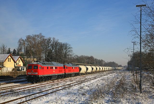 MEG 318 + 315 in Berlin-Kaulsdorf.