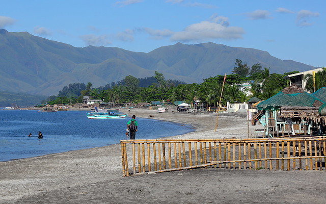 Beach near Wild Orchid Hotel (Subic Bay / Luzon / Philippines)