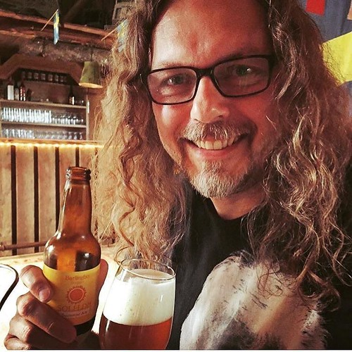 #Repost @vinylbeerman ・・・ @beerselfie @barlingbobryggeri #summerale | by beerselfie