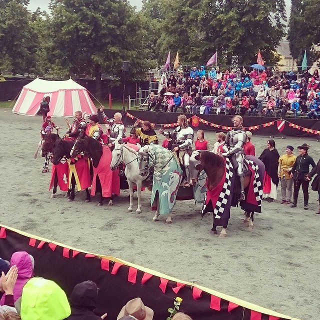 Jousting competition in Trondheim today during the St.Olaf celebration,incredible show #knight#jousting#chivalry#horse#Trondheim#competition#sport#hest#ytrekongsgård#awesome#norway#Norge#sørtrøndelag#olavsfestdagene#stolaf#2015#medieval#middelalder#skills