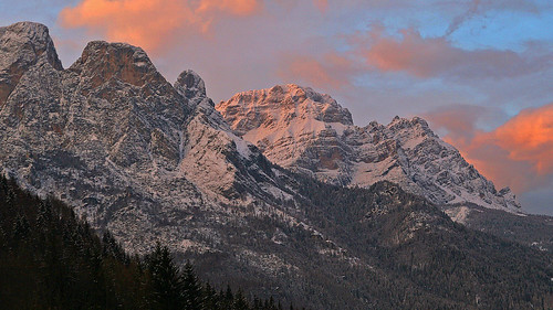 italy veneto alps easternalps dolomites civettagroup mountains sunset snowfall winter