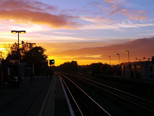 morning station sunrise dawn tracks middlesex ruislip southruislipstation