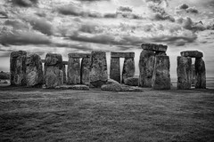 Stonehenge-62895hb.jpg