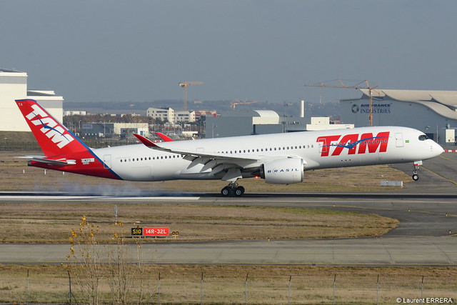 Airbus A350-900  TAM (TAM) F-WZFS - MSN 024 - Will be PR-XTA