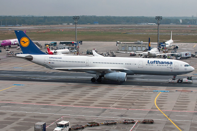 D-AIKA Lufthansa Airbus A330-300 Frankfurt