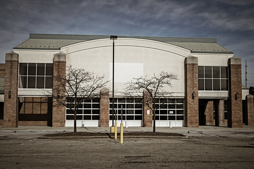 columbus ohio usa abandoned retail club america us closed vacant oh former stores wholesale bjs 2015 wholesaleclub