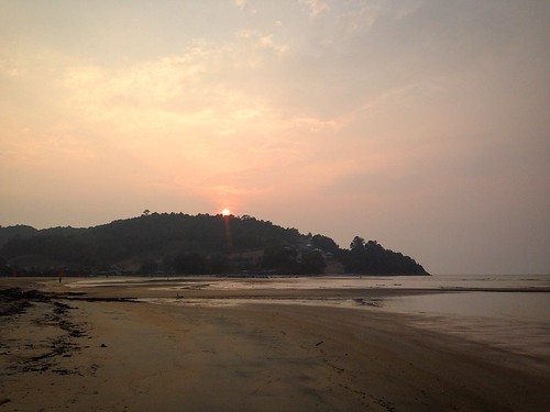 beach sunrise malaysia cherating