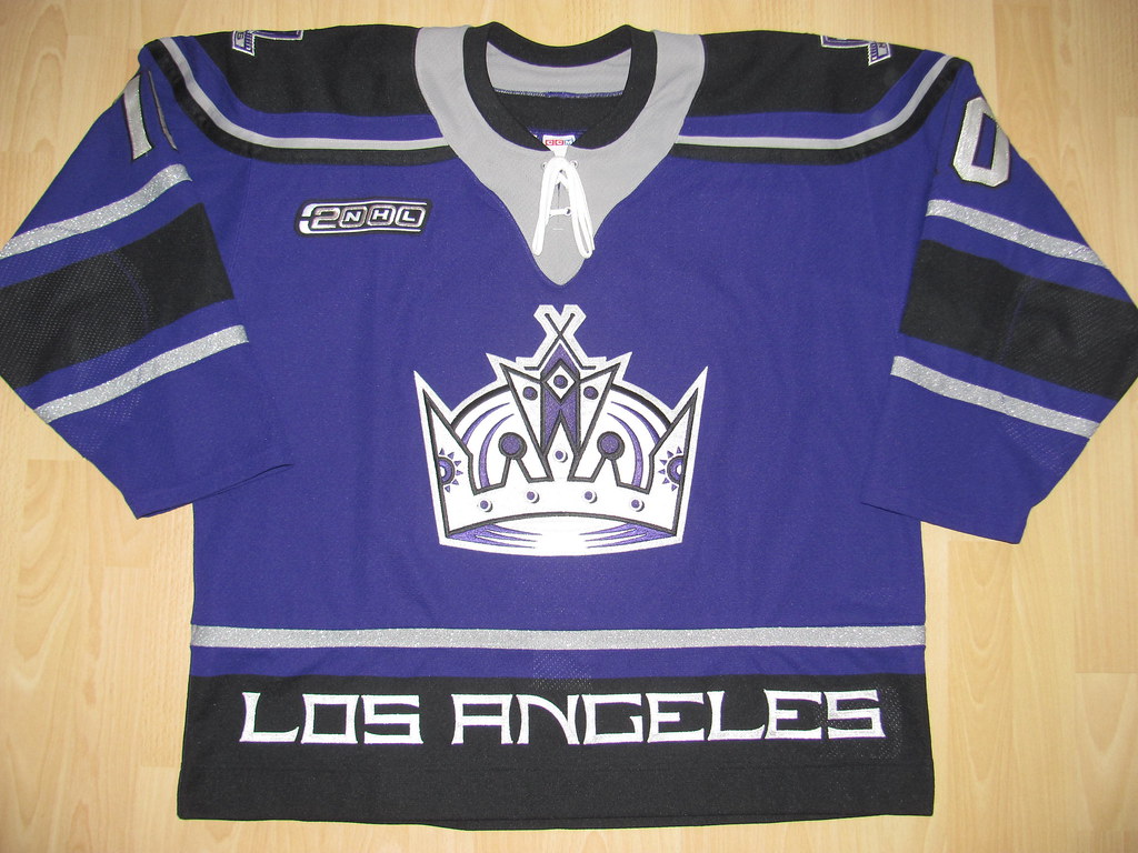 2 Los Angeles Kings jersey from 2000 - la post - Imgur