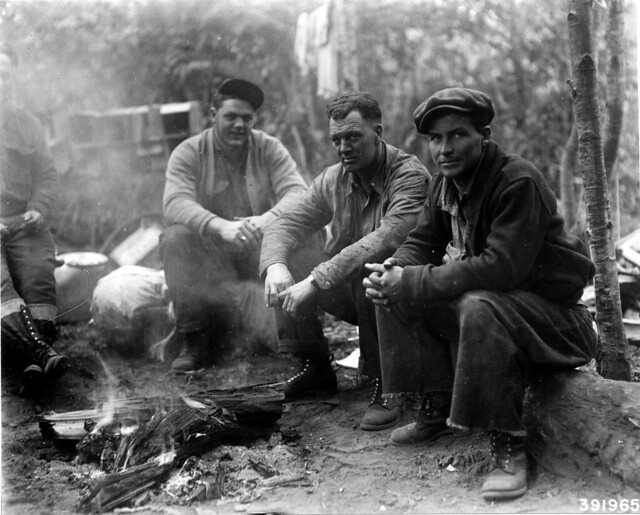 391965 CCC Men, Poverty Ridge Fire, Siskiyou NF, OR 1936