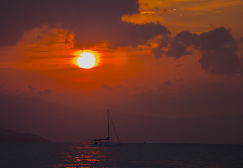 magnesia seaside sea sunrise sun red morning dawn nea anchialos greece thessaly seascape clouds