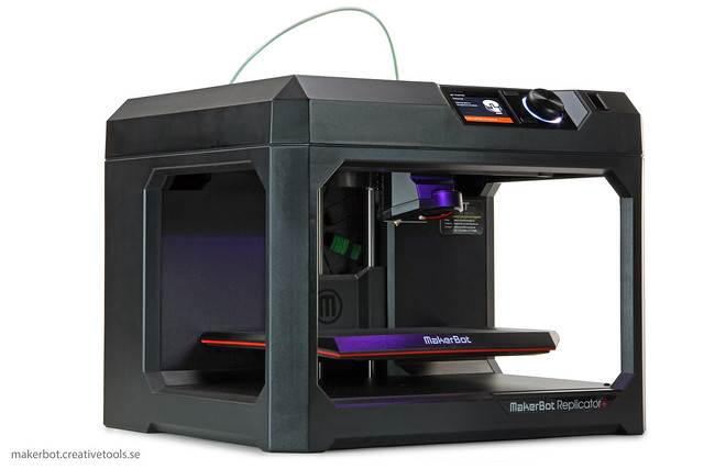 MakerBot-Replicator-Plus-Pic01