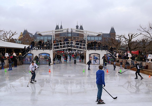 Ice hockey on the Museumplein