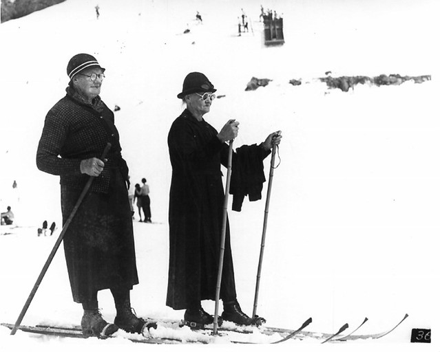 Women skiing at Heather Meadows 1936