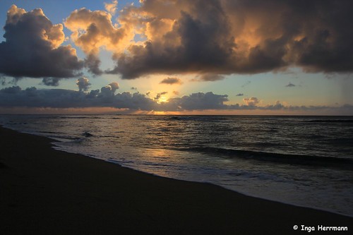 ocean morning travel light usa sun beach water clouds sunrise canon hawaii outdoor sigma kauai kapaa