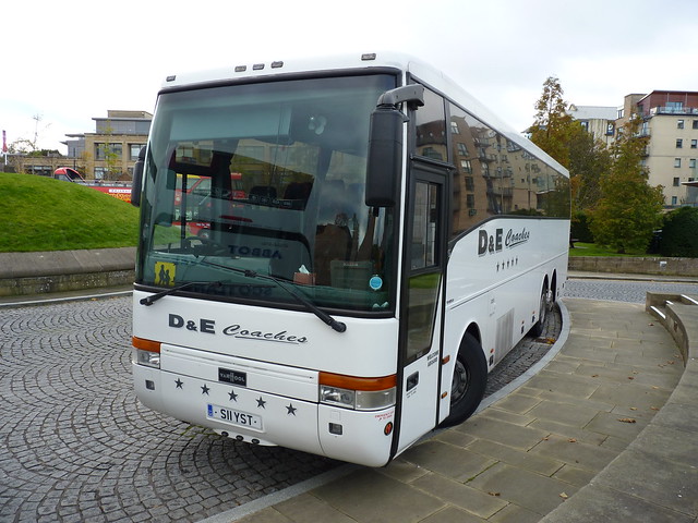 D&E Coaches of Inverness Volvo B10M 55 Van Hool Alizee T9 S11YST at Dynamic Earth, Edinburgh, on 26 October 2016.