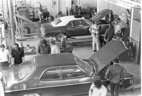 1970s Automotive Lab