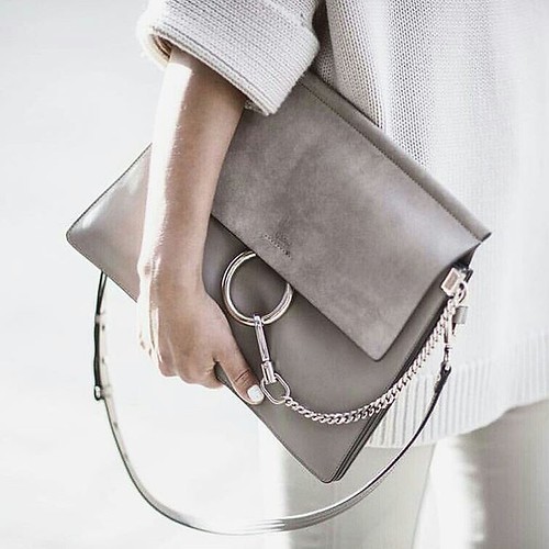 😍#need#faye#in#grey😍#chloe@chloe#bagporn #bag#handbag#purse#regram#repost@beigerenegade#hotspot#fashion#style#styleblog#basics#minimalistic | by claudineroo