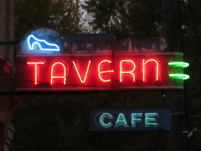 Blue Slipper Tavern Cafe