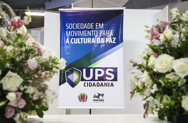 Na abertura da Feira de Serviços da UPS Cidadania, na Vila Nossa Senhora da Luz