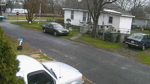 IPCamera alarm:Garage detected alarm at 2015-12-29 10:34:16 | by mcox84481