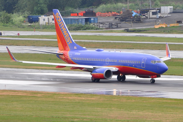 Southwest Airlines (SWA) - Boeing 737-700 - N768SW - Portland International Airport (PDX) - June 1, 2015 2 307 RT CRP