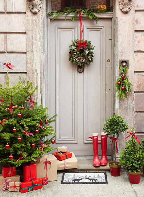Outdoor-Christmas-Decorations-03-1-Kindesign | Nicolas Huk | Flickr
